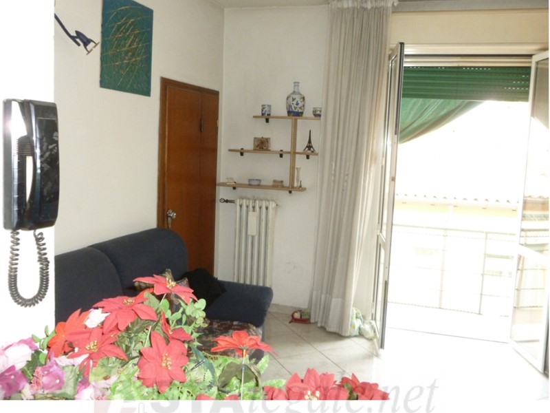 Trilocale in Vendita a Faenza, 43'994&euro;, 79 m², con Box