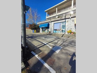 Attività commerciale in Vendita a Varano de' Melegari, 50'000&euro;, 55 m²