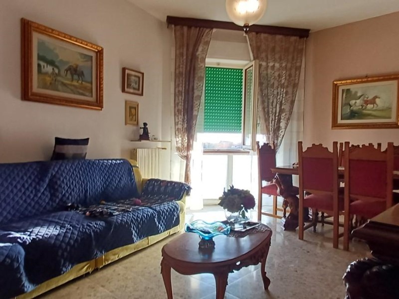 Trilocale in Vendita a Massa, 165'000€, 83 m²