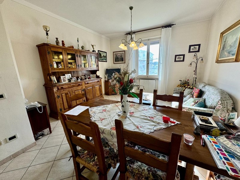 Appartamento in Vendita a Santa Maria a Monte, zona Montecalvoli Basso, 119'000€, 100 m²