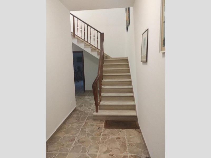 Appartamento in Vendita a Vinci, zona Sovigliana, 220'000€, 120 m²