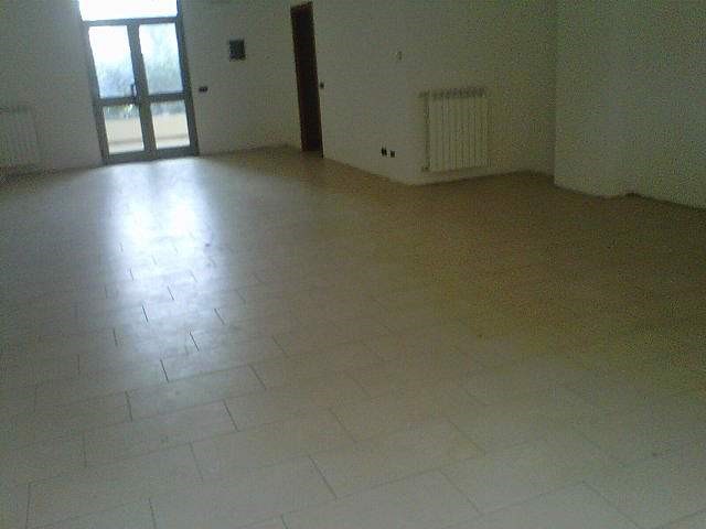 Ufficio in Affitto a Pisa, 800€, 85 m²