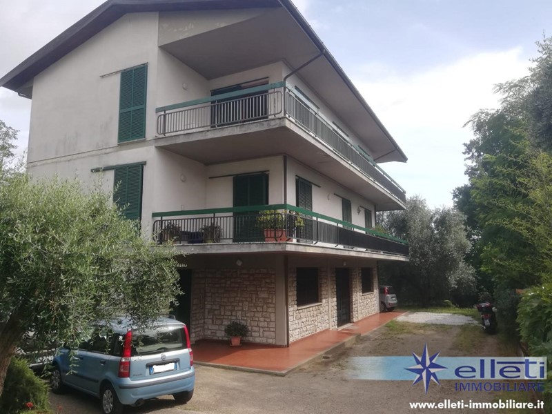 Appartamento in Vendita a Massa, zona Turano, 260'000€, 120 m², arredato