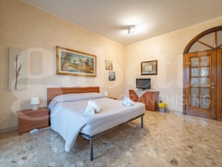 Trilocale in Vendita a Rozzano, 259'000€, 117 m², arredato