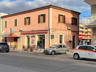 Negozio in Vendita a Cassino, 139'000€, 53 m²