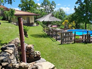 Casa Indipendente in Vendita a Licciana Nardi, 249'000€, 110 m², arredato