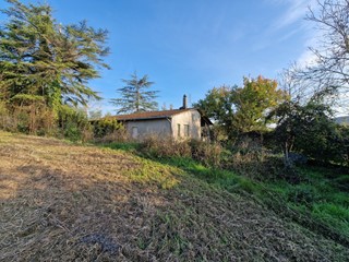 Casa Indipendente in Vendita a Amelia, 278'000€, 150 m²
