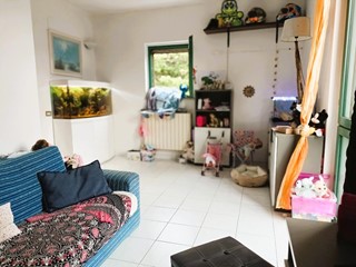 Casa Semi Indipendente in Vendita a Collesalvetti, zona Nugola Nuova, 195'000&euro;, 109 m², arredato