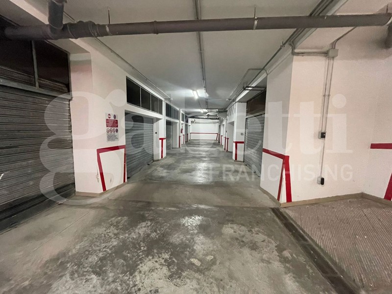 Magazzino in Vendita a Barletta, 13'000€, 24 m²
