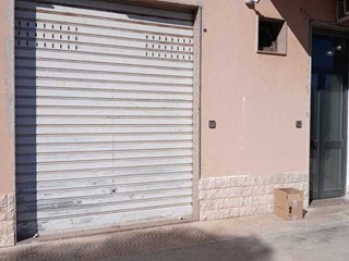 Box in Vendita a Siracusa, zona PANAGIA, 18'000€, 13 m²