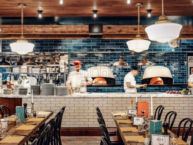 Attività commerciale in Vendita a Lucca, zona Ovest, 150'000€, 133 m²