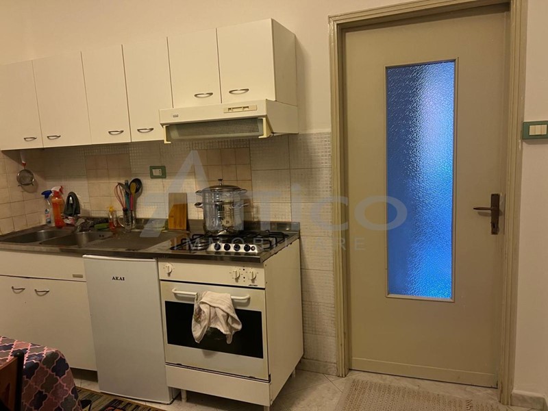Trilocale in Vendita a Rovigo, zona Centro cittÃ, 69'000€, 50 m², arredato