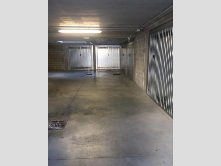 Box in Vendita a Calolziocorte, zona VIA NULLO 10, 26'000&euro;, 25 m²