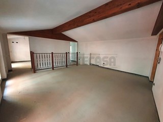 Trilocale in Vendita a Cremona, 254'900€, 110 m², con Box