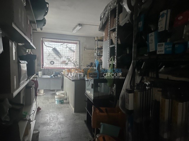 Immobile commerciale in Vendita a Carrara, 170'000€, 100 m²
