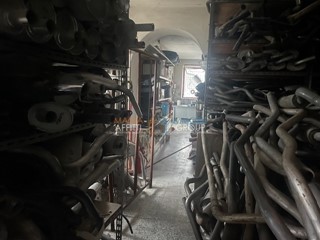 Immobile commerciale in Vendita a Carrara, 170'000€, 100 m²