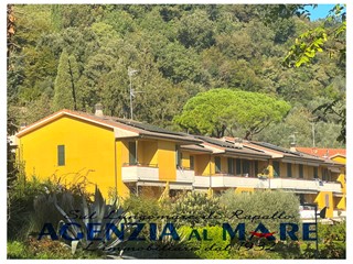 Casa Semi Indipendente in Vendita a Rapallo, 295'000€, 110 m², con Box