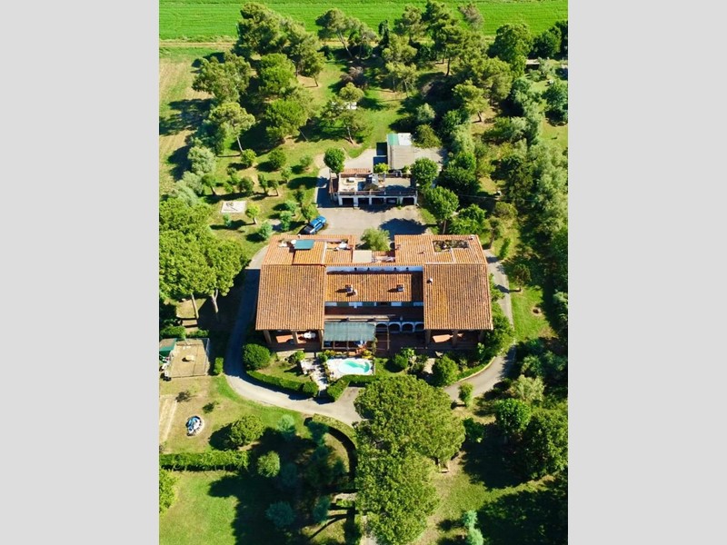 Villetta a schiera in Vendita a Pisa, zona La Vettola, 340'000€, 190 m², con Box