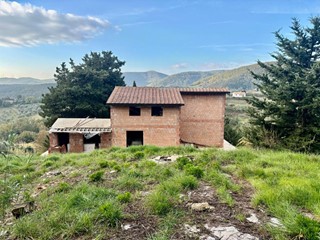 Villa in Vendita a Chianni, 220'000€, 260 m²