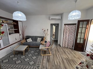 Appartamento in Vendita a Cecina, zona San Pietro In Palazzi, 275'000€, 120 m², arredato, con Box