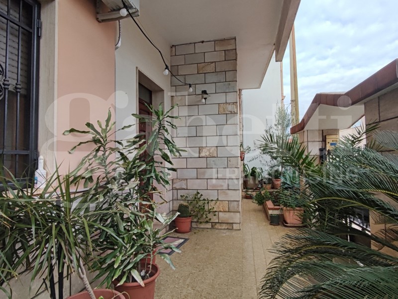 Casa Indipendente in Vendita a Ugento, 145'000€, 195 m², arredato