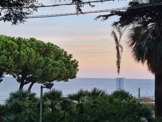 Bilocale in Vendita a Sanremo, 200'000&euro;, 38 m²