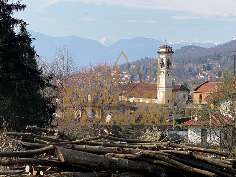 Terreno edificabile in Vendita a Valganna, zona Ghirla, 75'000€, 1250 m²