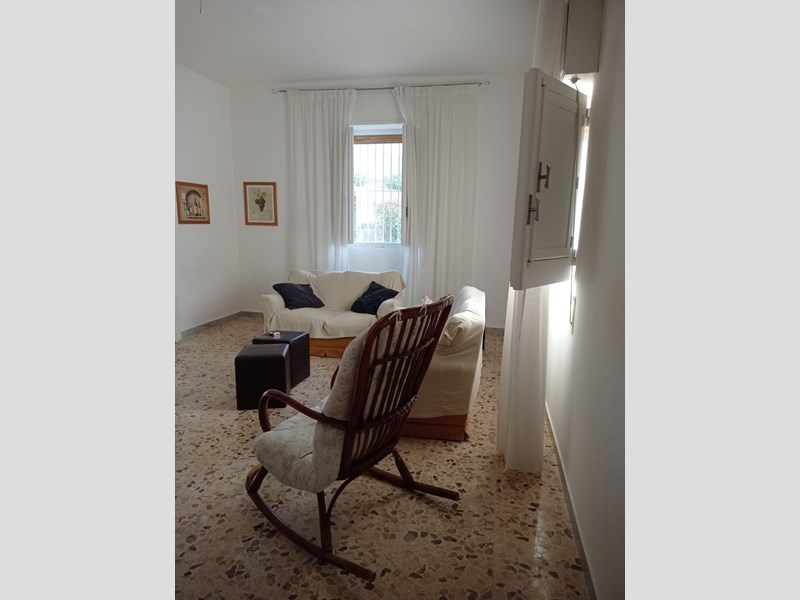 Villa in Vendita a Lecce, zona Torre Rinalda / Spiaggiabella, 140'000€, 110 m², arredato