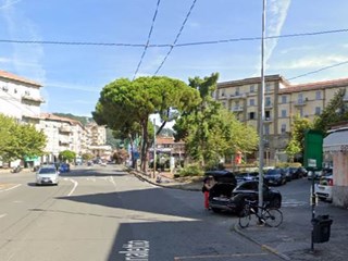 Immobile commerciale in Affitto a La Spezia, zona Migliarina, 600€, 70 m²