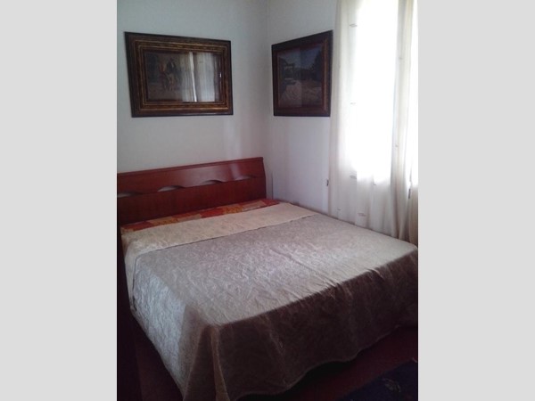 Appartamento in Affitto a Forte dei Marmi, 2'500€, 130 m², arredato