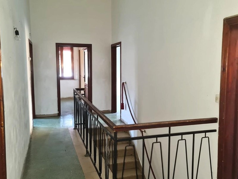Appartamento in Vendita a San Miniato, 130'000€, 140 m²