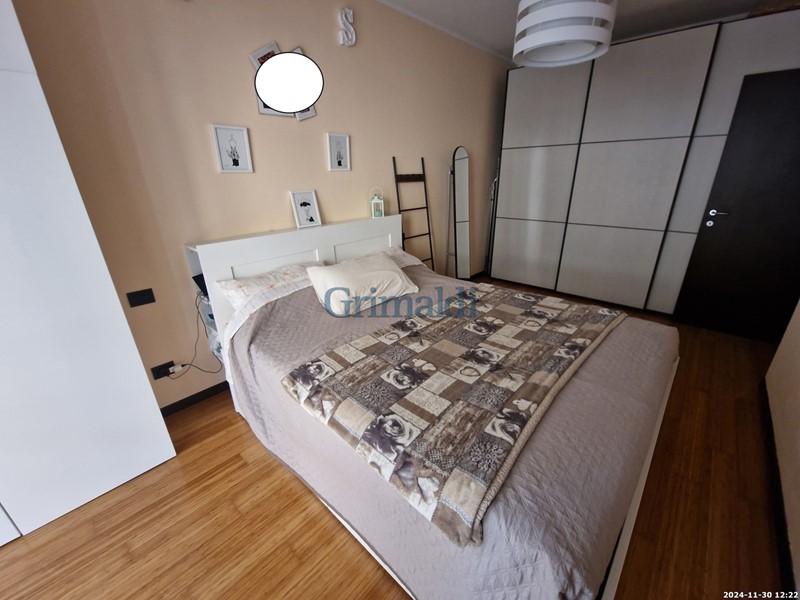 Bilocale in Vendita a Magenta, 144'000€, 63 m²