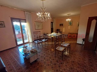 Appartamento in Vendita a Ceprano, 122'000€, 220 m²