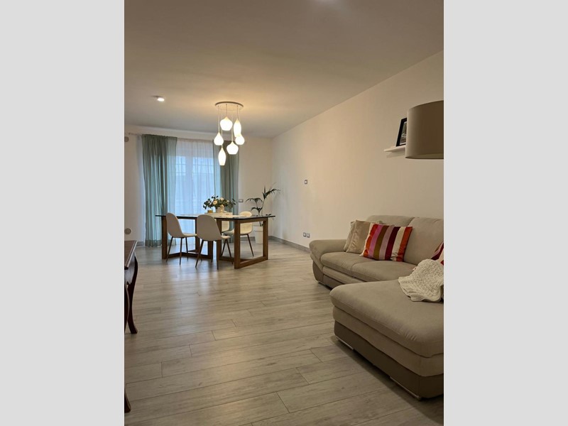 Appartamento in Vendita a Fonte Nuova, 235'000€, 95 m²