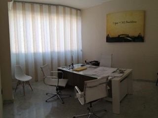 Trilocale in Affitto a Taranto, zona piazzale bestat, 700€, 75 m²