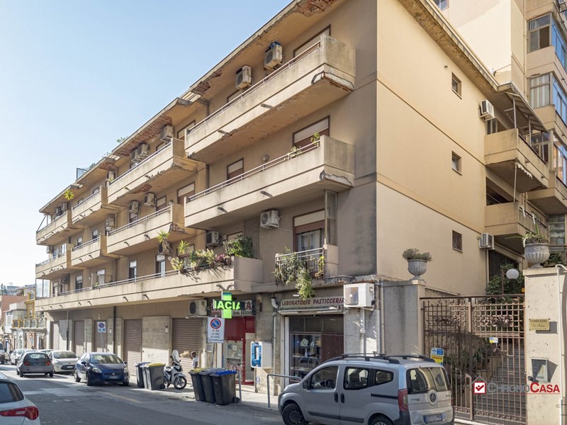 Trilocale in Vendita a Messina, 105'000€, 90 m²