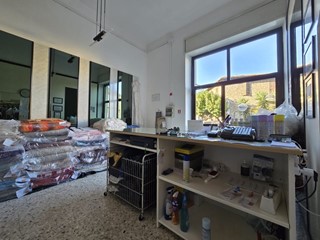 Attività commerciale in Vendita a Terni, 21'000€, 46 m²
