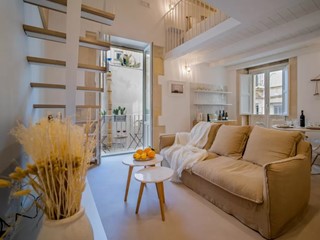 Trilocale in Vendita a Siracusa, 320'000&euro;, 77 m², arredato