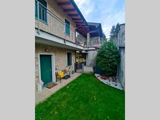 Trilocale in Vendita a Montegrino Valtravaglia, 155'000&euro;, 100 m²