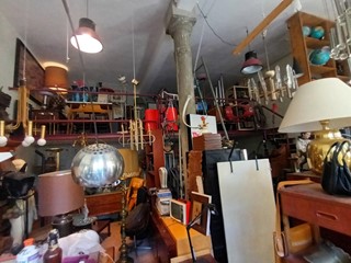 Immobile commerciale in Affitto a Lucca, zona San Marco, 1'000€, 80 m²