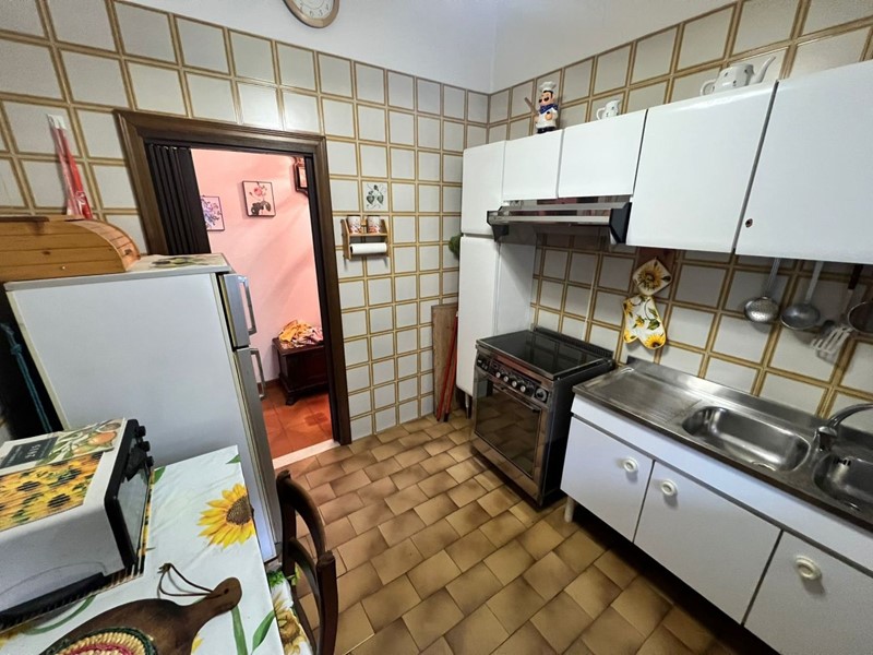 Appartamento in Vendita a Modena, 140'000€, 80 m²