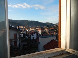 Monolocale in Vendita a Casarza Ligure, 48'000€, 90 m², con Box