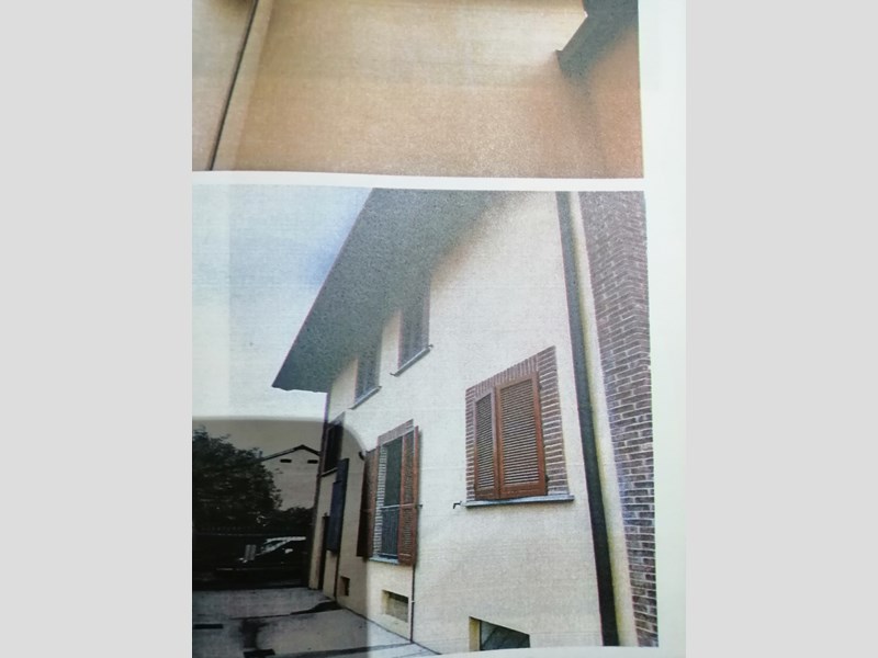 Bilocale in Vendita a Sommariva del Bosco, zona Comodo dai servizi , 65'000€, 52 m², con Box