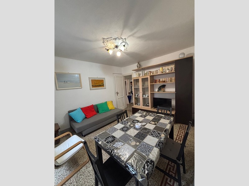 Trilocale in Vendita a Camaiore, zona Lido di Camaiore, 250'000€, 90 m², arredato
