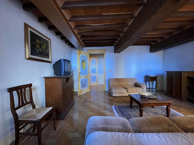 Appartamento in Vendita a Siena, 860'000€, 130 m²