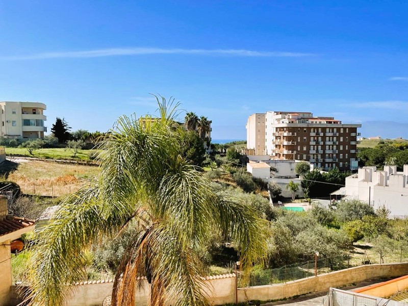 Trilocale in Vendita a Agrigento, 71'000€, 115 m²