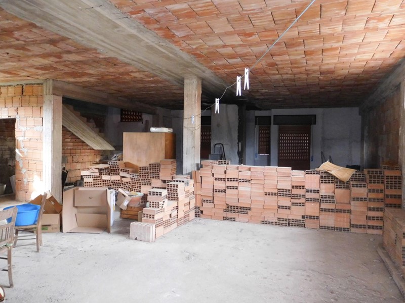 Trilocale in Vendita a Torre Orsaia, 120'000€, 136 m²