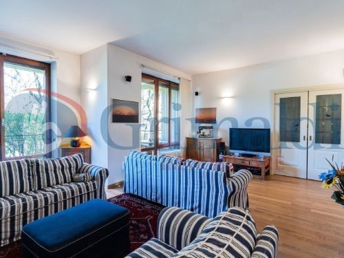 Quadrilocale in Vendita a Monza, 449'000€, 160 m²