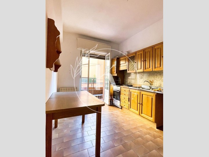 Appartamento in Vendita a Vado Ligure, 160'000€, 100 m²