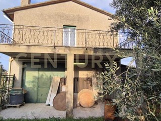 Casa Indipendente in Vendita a Cinigiano, 195'000€, 179 m², arredato